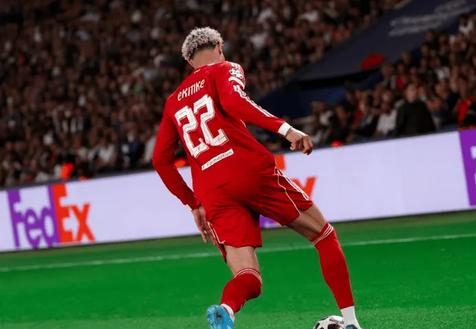 天博体育登录入口-埃基蒂克vs巴黎数据：1射0正，10对抗4胜，14次丢失球权最高