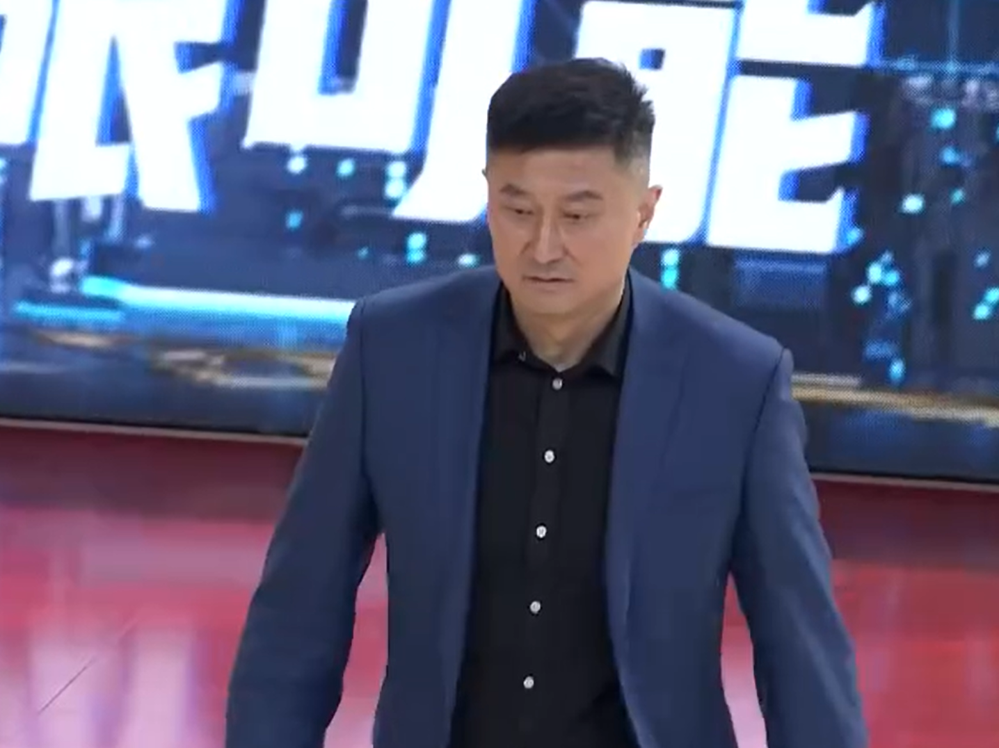 天博体育官方入口-3次输上海!广东队暴露三大隐患,杜锋也是很无奈